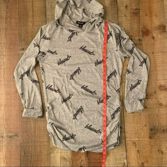 Rouge collection women’s gray lightweight hooded shirt with ruched sided blessed - Picture 4 of 6